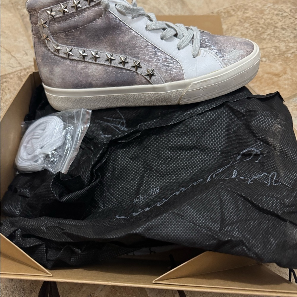 Vintage Havana Gray High-Top Sneakers wore twice